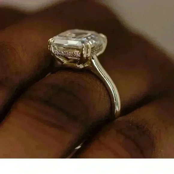 NWT Emerald Cut Simulated Engagement Ring 5.5CT Yellow plating over Silver sz 6 - Picture 8 of 10